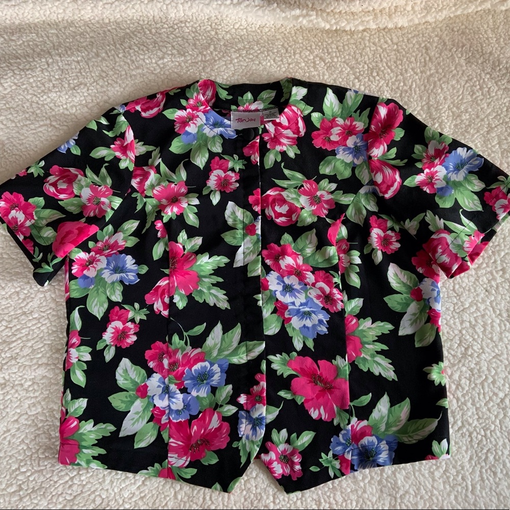 🦩VINTAGE Tan Jay Hawaiian print button-down shirt short sleeved, size 12